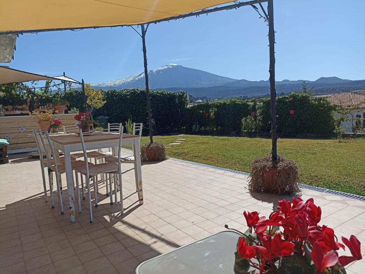 مبيت وإفطار برونتي Good Morning Etna المظهر الخارجي الصورة